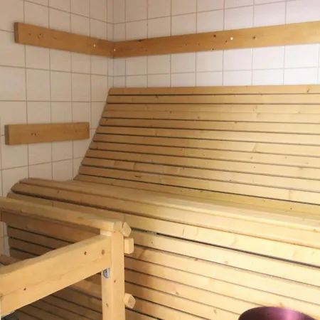 Lägenhet And Spacious For 4 With Sauna *